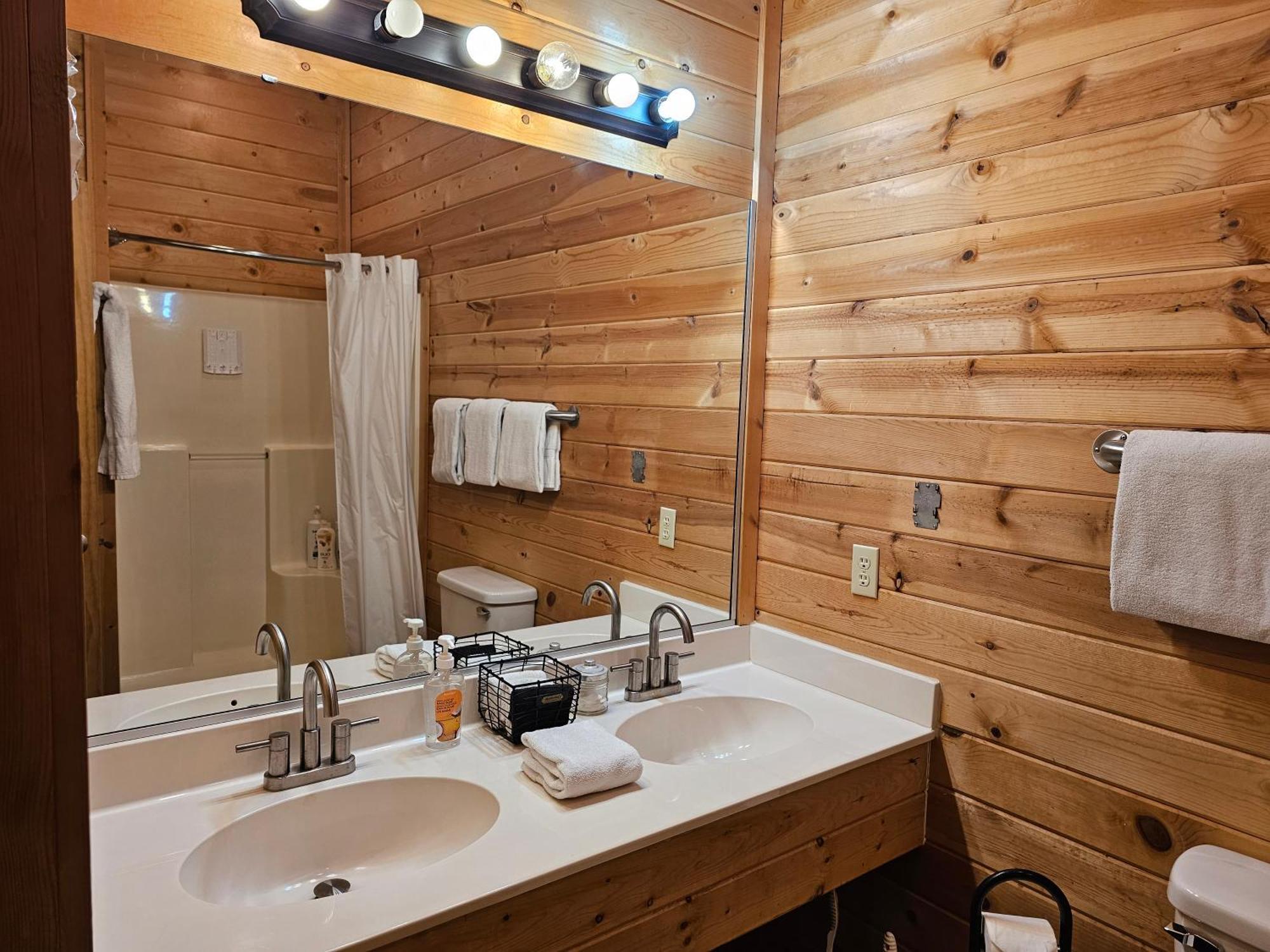 5 Min To Beaver Lake-King Bed-Fire Pit-Jetted Tub #4 Eureka Springs Esterno foto